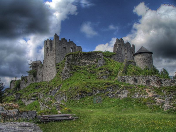 Burg ehrenberg HDR photo 8